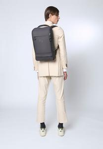 Рюкзак CUBIK MEDIUM UNISEX pinqponq, цвет deep anthra