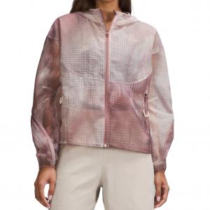 Куртка женская розовая с принтом Lululemon