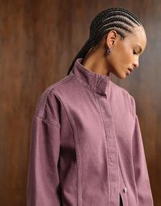 Джинсовая куртка свободного кроя с воротником-стойкой ASOS DESIGN розового цвета