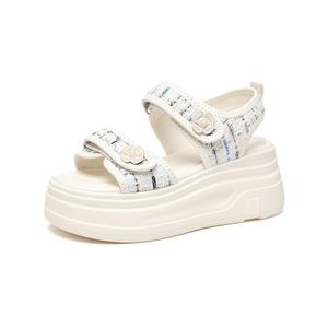 Golden Silk Rabbit Пляжные сандалии женские бежевые, цвет Beige