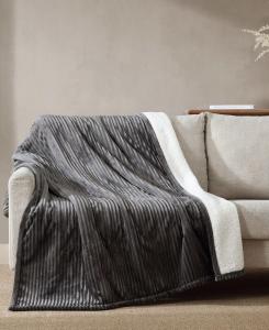 Мягкий плед с подогревом Mountain Valley, 70 x 50 дюймов Eddie Bauer, Dark Gray