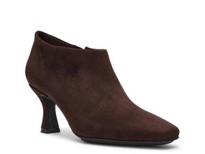 Ботинки Anne Klein Percy Bootie, Dark Brown Faux Suede