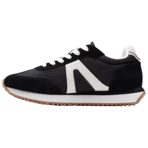 Clarks Calo Run Low top Casual Shoes Women's Black