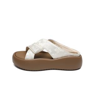 ZHR Тапочки-слайды женские бежевые, черные