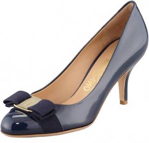 Salvatore Ferragamo Женские туфли-лодочки Carla темно-синего цвета