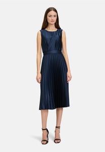 Элегантное платье MIT PLISSEE Betty & Co, синий