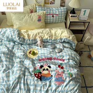 LUOLAI HOME Комплект постельного белья 1.5м: пододеяльник 180x220 см, простыня, цвет Panda Hug, хлопок, ультрамягкий, категория A