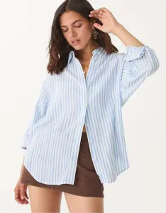 Небесно-голубая рубашка из смесового льна Stradivarius