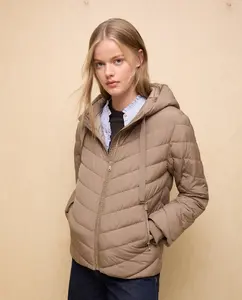 Длинная женская стеганая куртка на бедра с вязаным рукавом Easy Wear, темно-коричневый