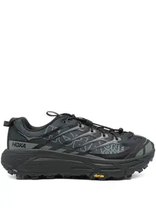 Кроссовки Mafate Three2 с надписью HOKA, черный