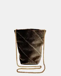 Розовая бархатная сумка-кубик на золотой цепочке The Bag Lab, цвет Topo