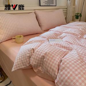 Yalu Комплект постельного белья 1,8 м, 4 предмета: пододеяльник 200x230 см, простыня, 2 наволочки, розовая мелкая клетка + кремово-розовый, мягкая ткань