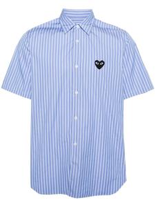 Comme Des Garçons Play полосатая рубашка с нашивкой, синий