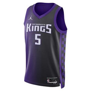 Баскетбольная майка NBA SACRAMENTO KINGS DRI-FIT STATEMENT SWINGMAN JERSEY DEAARON FOX Jordan, цвет Lila/Lila