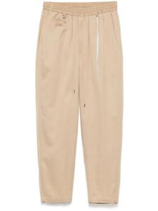 Mastermind Japan брюки с вышитым логотипом, нейтральный