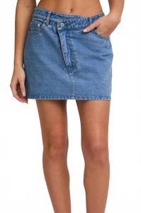Женская мид-райз джинсовая юбка-шорты The Jetty в синем цвете LE LIS