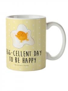 Детская кружка с рисунком жареного яйца и надписью в пастельно-желтых тонах Mr. & Mrs. Panda