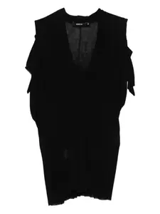 Топ с V-образным вырезом Amen, черный