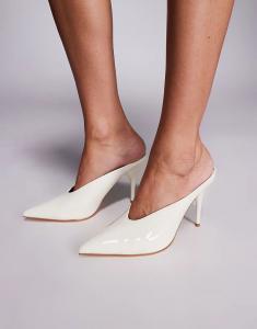 Туфли-лодочки Public Desire с острым носком из лакированной кожи кремового цвета