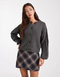 Кардиган Vero Moda с круглым вырезом в крупную резинку асфальтово-серого цвета