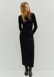 Платье PULL&BEAR Maxi dress, Black