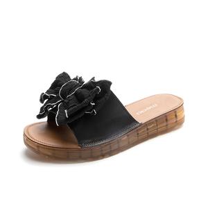 Скользоустойчивые шлепанцы-слипоны Medd женские, черные с бантом