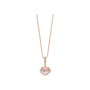 Колье Qeelin Yu yi из розового золота с бриллиантами и перламутром