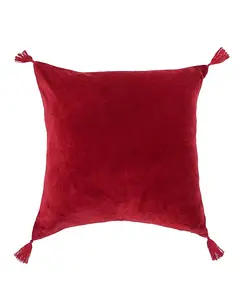 Декоративная подушка с рубиновым акцентом, 22 x 22 дюйма, с кисточками Carol & Frank, red