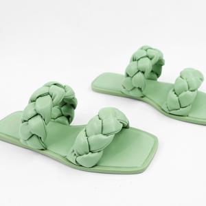 Плетеные сандалии Daria зеленого цвета SHU SHOP