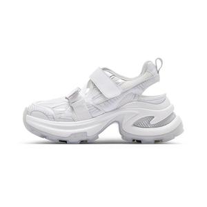 Массивные кроссовки Women's A poinsettia princess, белый