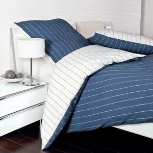 Двустороннее постельное белье Dream Sleep Mako-Soft Seersucker Tango Denim Blue 135x200 см + 80x80 см Traumschlaf