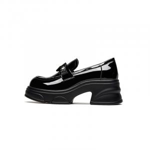 DAPHNE Лоферы женские, черно-бежевые