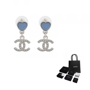 Серьги в форме сердца унисекс CHANEL