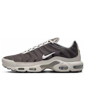 Кроссовки Nike Air Max Plus 'Year of the Snake', серый