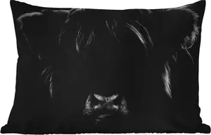 Подушка для улицы - Шотландская горная корова - Черно-белая - Портрет - 50 x 30 см - Водонепроницаемая - Подушка для отдыха - Подушка для дивана - Украшение для гостиной MuchoWow