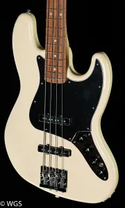 Бас-гитара Fender Deluxe Active Jazz Bass Olympic White Pau Ferro (791)