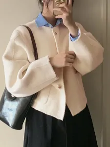 Короткая куртка из шерсти для женщин Doux Belle, цвет Beige