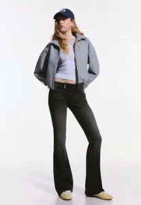 Джинсы-Клеш с низкой посадкой Bershka, Black