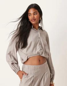 Укороченная рубашка Vila с подолом-пузырьком серого цвета