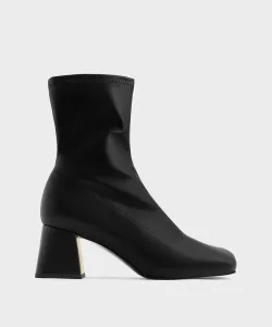 Металлические ботильоны на трапециевидном каблуке Charles & Keith, цвет Black