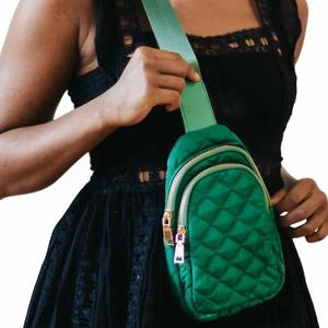 Женская стеганая поясная сумка Pinelope в изумрудном цвете Pretty Simple, изумрудный