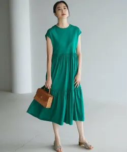 Летнее трикотажное многоярусное платье Suite L, цвет Green [060]