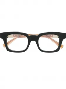 Очки с тисненым логотипом Kuboraum, черный