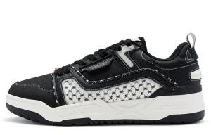 Баскетбольные кроссовки мужские низкие черные/белые Xtep