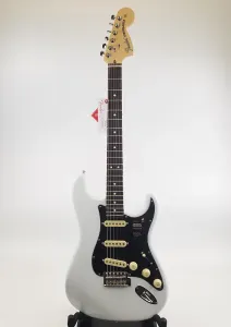 Fender American Performer Stratocaster с грифом из розового дерева 2022 Арктический белый