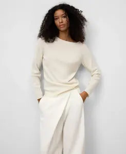 Женский трикотажный свитер с асимметричным вырезом Adolfo Dominguez, светло-бежевый