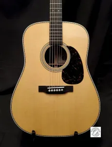 Новая гитара Martin Billy Strings Signature D-28 с натуральной отделкой; В комплекте жесткий чехол и доставка! Сделано в США!