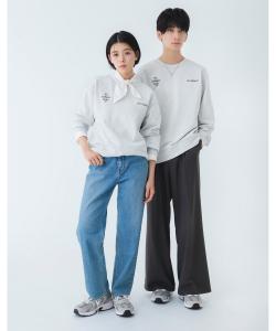 Команда с линейным логотипом