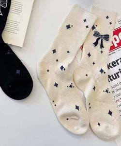 Ребристые носки средней высоты с ленточным мотивом Aimoha - Select -, цвет White