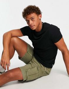 Черная хлопковая футболка с круглым вырезом Jack & Jones Essentials